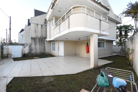Área externa de casa à venda com 3 quartos, 360m² em Santa Felicidade, Curitiba