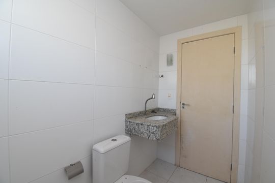 Banheiro do Ático de casa à venda com 3 quartos, 360m² em Santa Felicidade, Curitiba