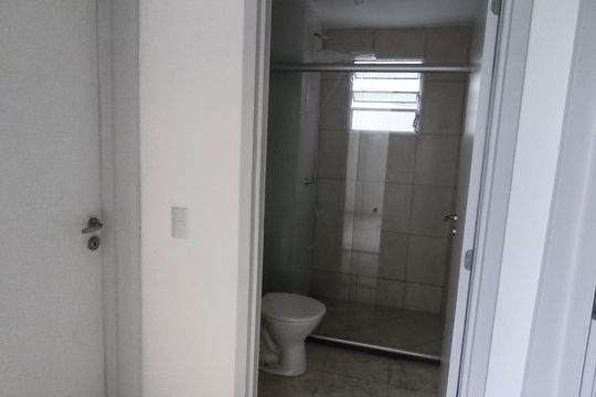 Banheiro de apartamento para alugar com 1 quarto, 48m² em Vila Rica, Lagoa Santa