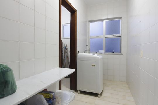 Apartamento para alugar com 4 quartos, 190m² em Algodoal, Cabo Frio