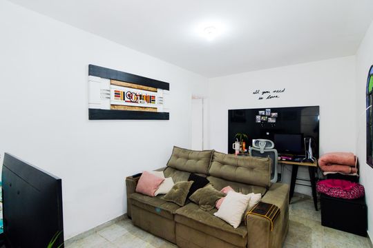 Sala de casa à venda com 2 quartos, 270m² em Jardim do Papai, Guarulhos