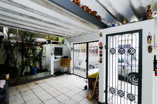 Garagem de casa à venda com 2 quartos, 270m² em Jardim do Papai, Guarulhos