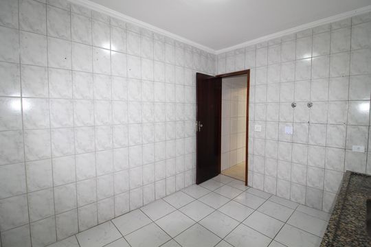 Cozinha de casa à venda com 2 quartos, 130m² em Raposo Tavares, São Paulo