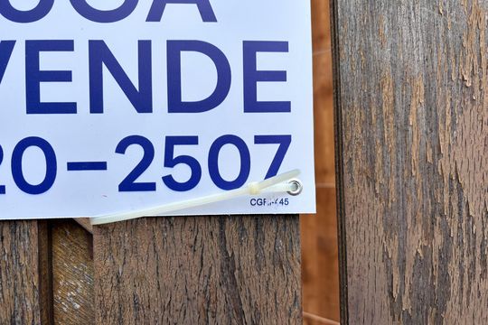 Placa CGRI-445 de casa de condomínio à venda com 6 quartos, 600m² em Vargem Pequena, Rio de Janeiro
