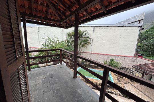 Varanda de casa de condomínio à venda com 6 quartos, 600m² em Vargem Pequena, Rio de Janeiro