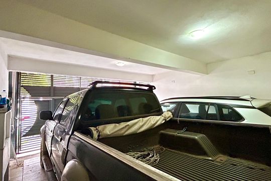 Garagem de casa para alugar com 3 quartos, 280m² em Jardim Valeria, Guarulhos