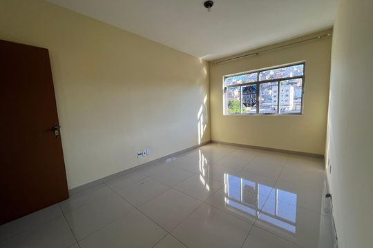 Sala de apartamento para alugar com 3 quartos, 120m² em Santa Luzia, Juiz de Fora