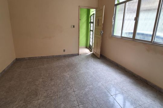 Casa de Condomínio para alugar com 2 quartos, 100m² em Cascadura, Rio de Janeiro