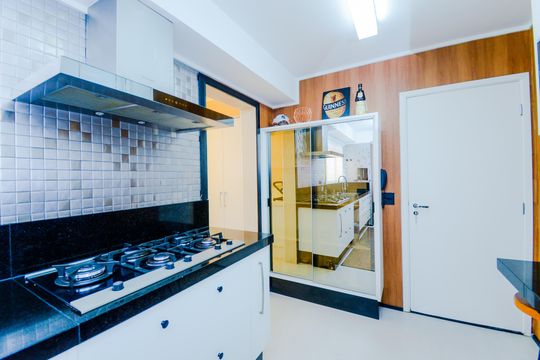 Cozinha de apartamento à venda com 3 quartos, 182m² em Vila Rosalia, Guarulhos