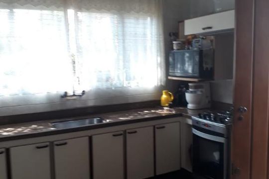 Casa à venda com 3 quartos, 350m² em Jardim Gumercindo, Guarulhos