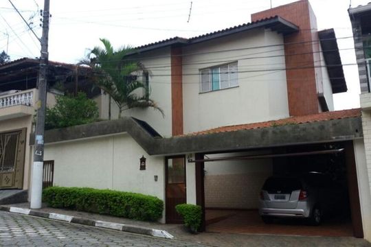 Casa à venda com 3 quartos, 350m² em Jardim Gumercindo, Guarulhos