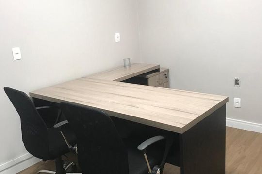 Quarto 1 de casa à venda com 1 quarto, 550m² em Castelo, Belo Horizonte