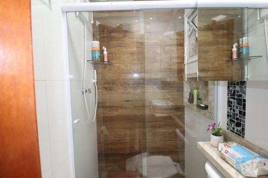 Banheiro  de apartamento à venda com 3 quartos, 90m² em Jardim Bela Vista, Santo André