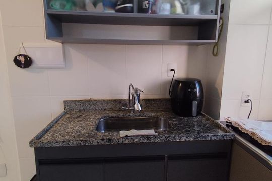 Cozinha de apartamento à venda com 1 quarto, 56m² em Vargem Grande, Rio de Janeiro