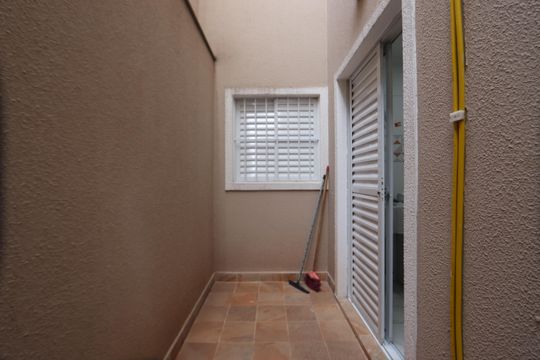 Quintal 1 de apartamento à venda com 2 quartos, 50m² em Vila Ivone, São Paulo