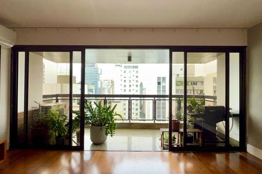 Varanda de apartamento para alugar com 4 quartos, 265m² em Pinheiros, São Paulo