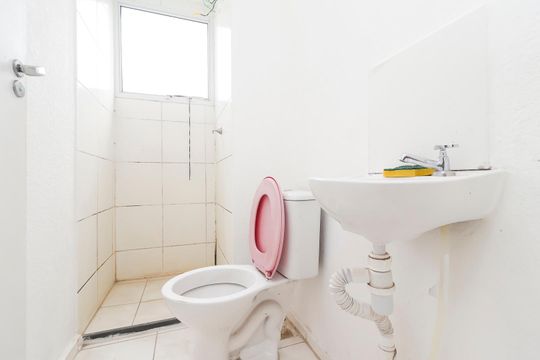 Banheiro de apartamento para alugar com 2 quartos, 41m² em Colônia (zona Leste), São Paulo