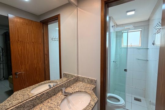Banheiro da Suíte 1 e 2  de apartamento à venda com 3 quartos, 79m² em Residencial Granville, Goiânia