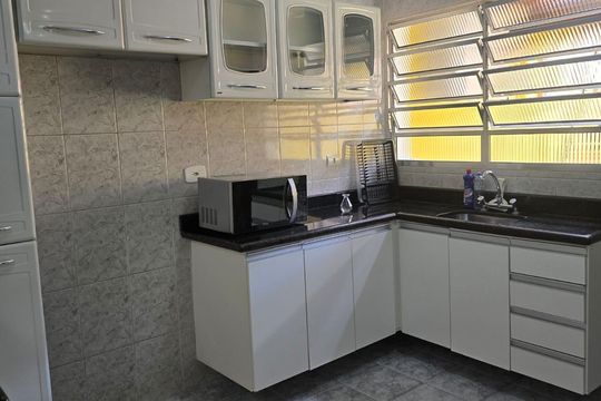 Cozinha de casa à venda com 2 quartos, 90m² em Vila Paulistana, São Paulo