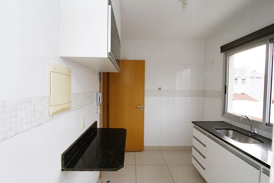 Cozinha de apartamento para alugar com 3 quartos, 64m² em Nova Granada, Belo Horizonte