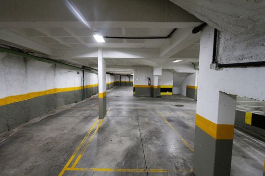 Garagem de apartamento para alugar com 3 quartos, 64m² em Nova Granada, Belo Horizonte