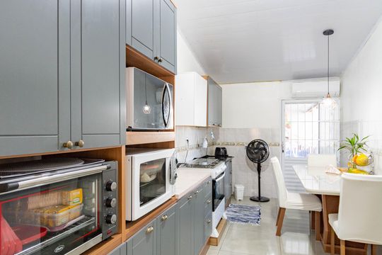 Casa à venda com 3 quartos, 130m² em Harmonia, Canoas