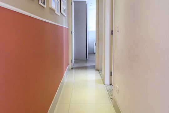 Corredor  de apartamento para alugar com 2 quartos, 109m² em Vila Andrade, São Paulo