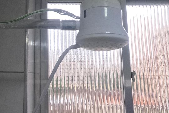 Banheiro de apartamento para alugar com 2 quartos, 90m² em Gonzaga, Santos