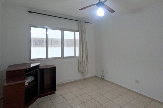 Sala de apartamento para alugar com 2 quartos, 90m² em Gonzaga, Santos