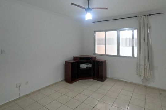 Sala de apartamento para alugar com 2 quartos, 90m² em Gonzaga, Santos