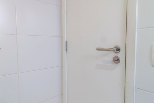 Banheiro de apartamento para alugar com 1 quarto, 51m² em Melville Empresarial Ii, Barueri
