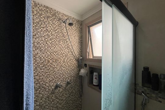 Banheiro de apartamento à venda com 2 quartos, 52m² em Sítio do Mandaqui, São Paulo