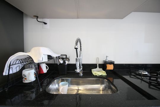 Cozinha - Torneira de apartamento para alugar com 2 quartos, 37m² em Jardim Piracuama, São Paulo