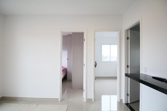 Sala de apartamento à venda com 2 quartos, 37m² em Jardim Piracuama, São Paulo