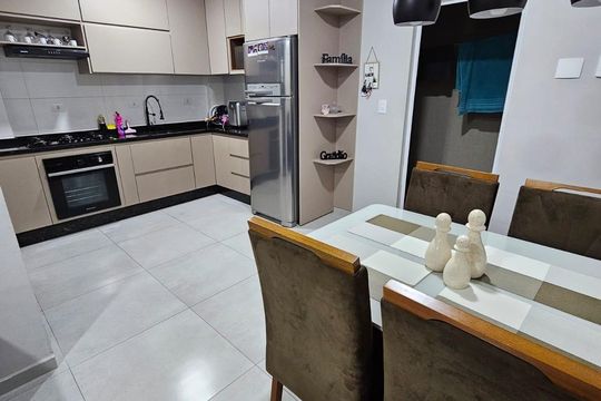 Apartamento à venda com 2 quartos, 51m² em Vila Vitória, Santo André