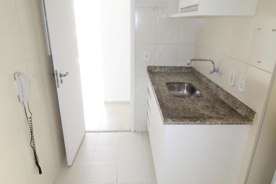 Cozinha de apartamento para alugar com 2 quartos, 69m² em Parque Residencial Aquarius, São José dos Campos