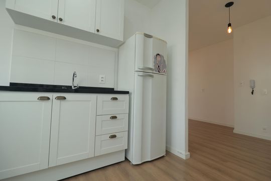 Cozinha de apartamento para alugar com 1 quarto, 43m² em Vila Deodoro, São Paulo