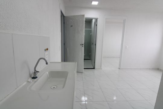 Cozinha de apartamento para alugar com 2 quartos, 32m² em Vila Silvia, São Paulo