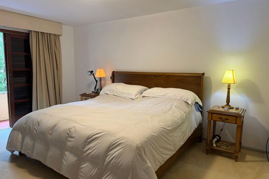 Quarto 2 de casa à venda com 4 quartos, 360m² em Jardim Petropolis, São Paulo