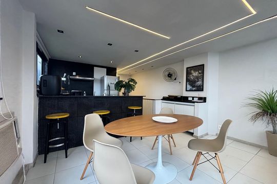 Sala 2 de apartamento para alugar com 2 quartos, 100m² em Laranjeiras, Rio de Janeiro