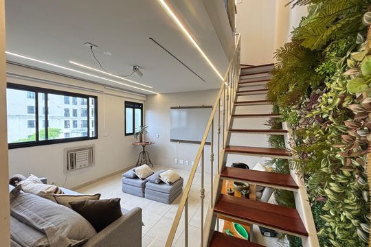 Apartamento para alugar com 2 quartos, 100m² em Laranjeiras, Rio de Janeiro