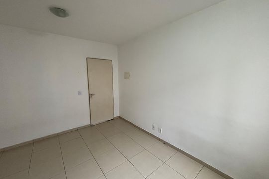 Sala de apartamento para alugar com 2 quartos, 45m² em Jardim Sao Miguel, Ferraz de Vasconcelos