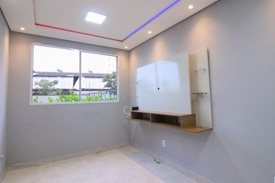 Apartamento à venda com 2 quartos, 42m² em Jardim Imperador (zona Leste), São Paulo