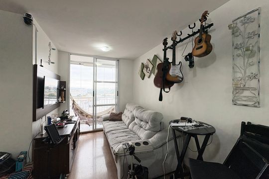 Apartamento à venda com 3 quartos, 66m² em Jardim Belaura, São Paulo