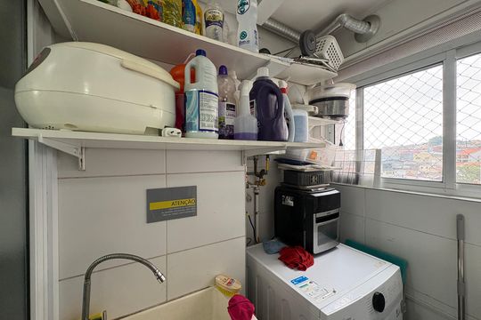 Área de Serviço de apartamento à venda com 3 quartos, 66m² em Jardim Belaura, São Paulo