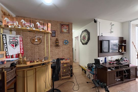 Sala de apartamento à venda com 3 quartos, 66m² em Jardim Belaura, São Paulo