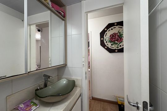 Banheiro de apartamento à venda com 3 quartos, 66m² em Jardim Belaura, São Paulo