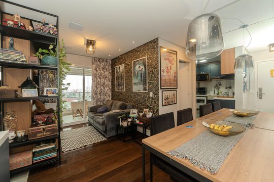 Sala de apartamento à venda com 2 quartos, 64m² em Bela Vista, São Paulo