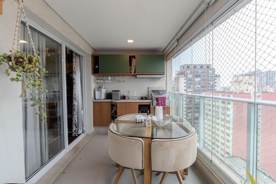 Sacada de apartamento à venda com 2 quartos, 64m² em Bela Vista, São Paulo