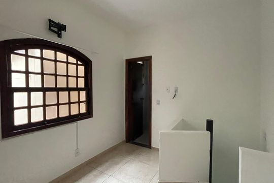 Quarto de kitnet/studio para alugar com 1 quarto, 10m² em Freguesia (ilha do Governador), Rio de Janeiro